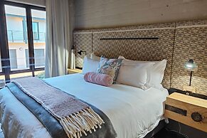 Hornbill House