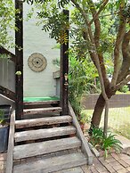 Hornbill House