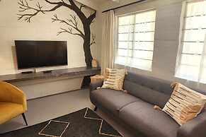 Hornbill House