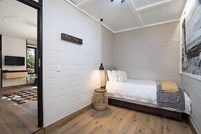Hornbill House