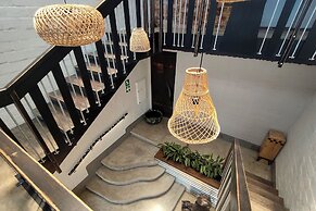 Hornbill House