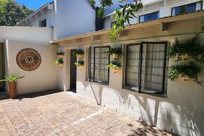 Hornbill House