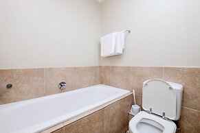 Point Waterfront Apartments