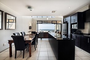 Point Waterfront Apartments