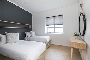 Point Waterfront Apartments