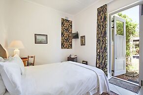 Medindi Manor