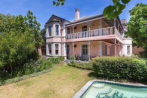 Medindi Manor