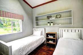 Oakhurst Farm Cottages