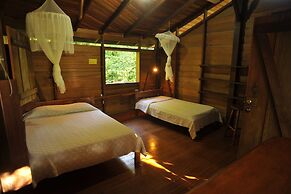 Suital Lodge