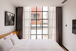 BlueSky Hotel