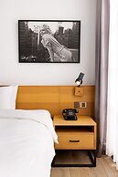 BlueSky Hotel