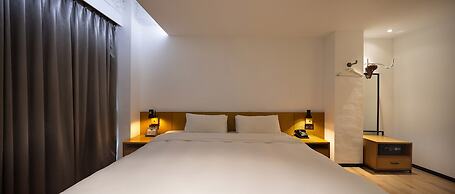 BlueSky Hotel