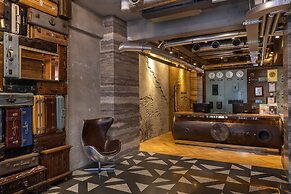 BlueSky Hotel