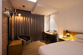 BlueSky Hotel