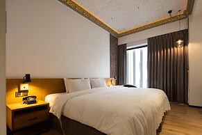 BlueSky Hotel