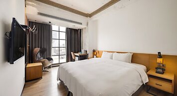 BlueSky Hotel