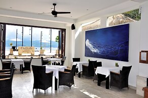 Kokomo Resort Gili Gede