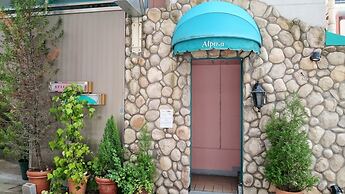 Hotel Alpina