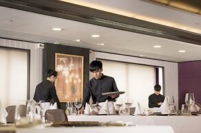 The T Hotel