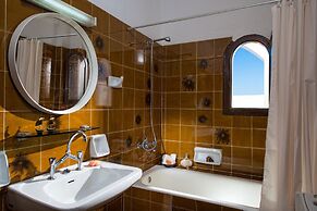 Malia Holidays Hotel