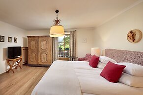 Landsitz Römerhof - Hotel Apartments