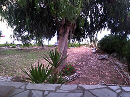 Agrelia House