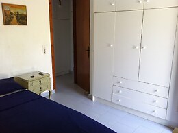 Agrelia House