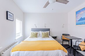 Dan Linehans Bar and B&B