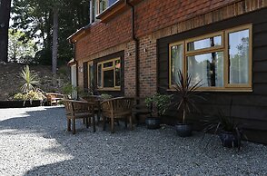 Hamble Retreat House and Luxury Studios