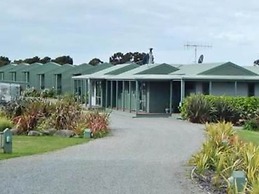 Omau Settlers Lodge Motel