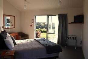 Omau Settlers Lodge Motel