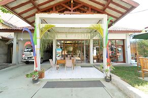 Komodo Lodge