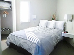 Motel Invitation