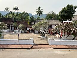 Peninsula Villas