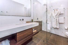 Rydges Perth Kings Square