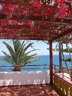Poppy Villas