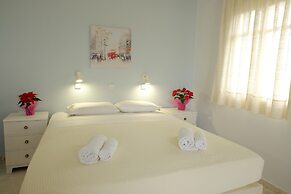 Dialinas Apartments