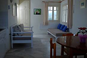 Dialinas Apartments