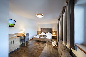 Hotel Alpenfrieden