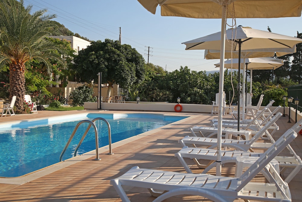 Elaia Villas