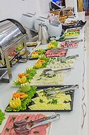 Grand Naki Hotel