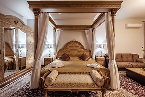 Ichan Qala Premium Class Hotel