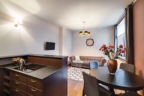 Too-good Apartments
