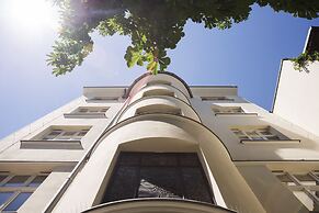 Too-good Apartments