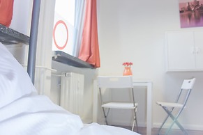MAC City Hostel