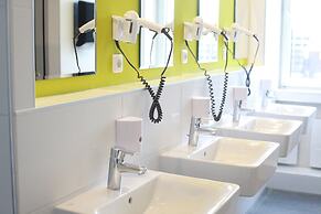 MAC City Hostel