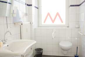 MAC City Hostel