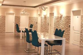 MAC City Hostel