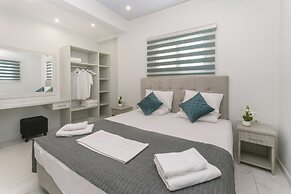 Callinica Hotel