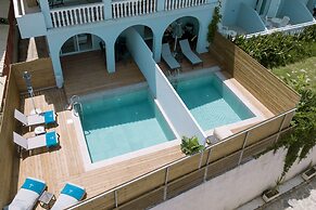 Callinica Hotel